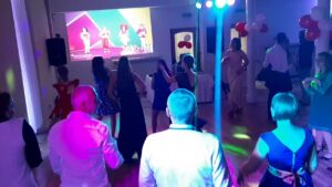 Precise Kantína 2 Just Dance